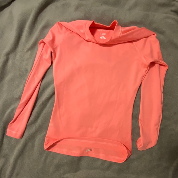 Roxy - Picture 6 of 10